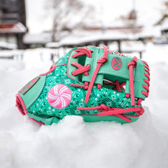 Rawlings Sale | Exclusive Heart of the Hide 11.5-Inch Holiday Glove Right Hand Throw