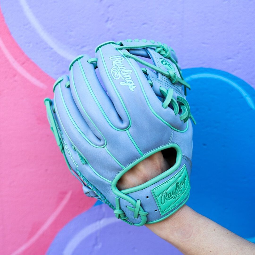 Rawlings New | Rawlings Heart of the Hide ColorSync 10 11.5 in Infield Glove Right Hand Throw