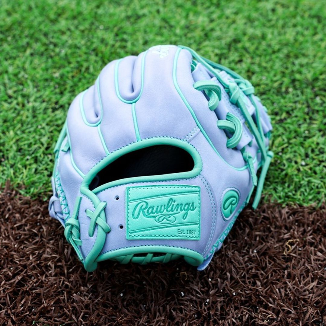 Rawlings New | Rawlings Heart of the Hide ColorSync 10 11.5 in Infield Glove Right Hand Throw