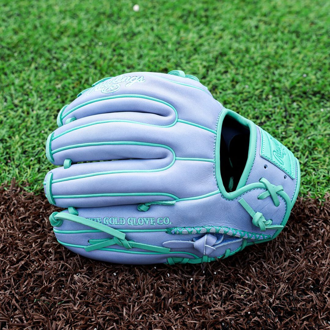Rawlings New | Rawlings Heart of the Hide ColorSync 10 11.5 in Infield Glove Right Hand Throw