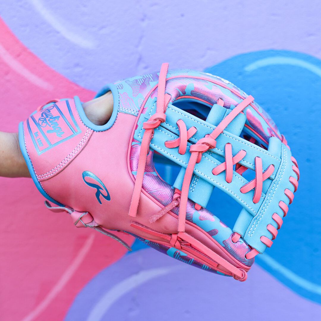 Rawlings | Rawlings Heart of the Hide ColorSync 10 11.75 in Infield Glove Right Hand Throw