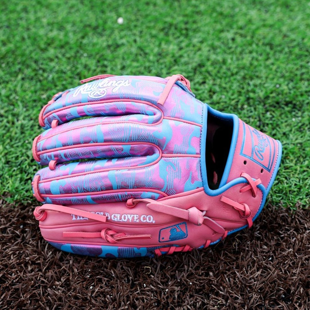 Rawlings | Rawlings Heart of the Hide ColorSync 10 11.75 in Infield Glove Right Hand Throw