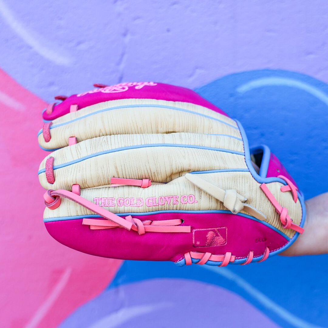 Rawlings Sale | Rawlings Heart of the Hide ColorSync 10 11.5 in Infield Glove Right Hand Throw
