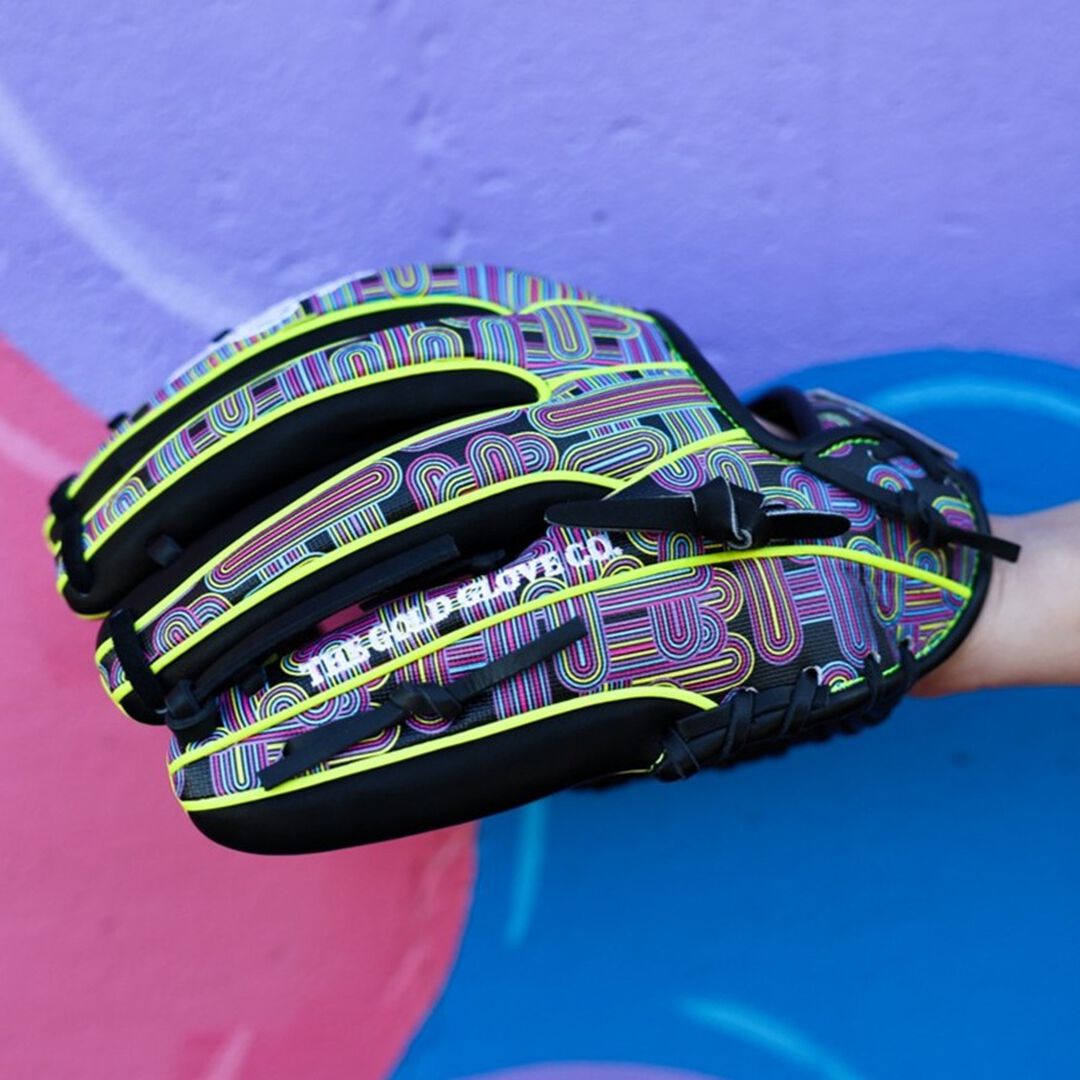 Rawlings Online | Rawlings Heart of the Hide ColorSync 10 11.5 in Infield Glove Right Hand Throw