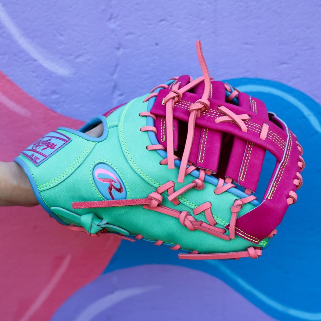 Rawlings | Rawlings HOH ColorSync 10 Berry Mint 13-Inch First Base Mitt