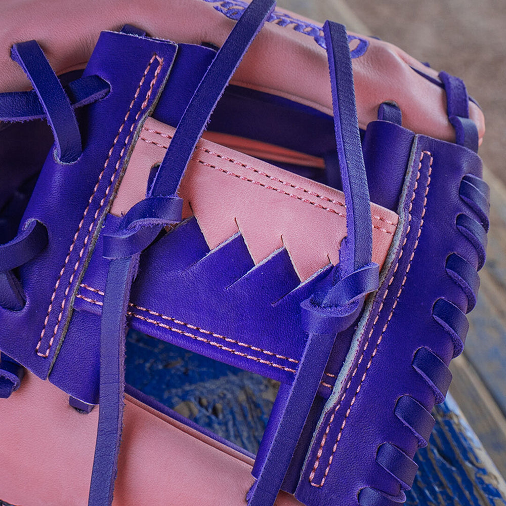 Rawlings Outlet | Exclusive 11.5-inch R2G Heart of the Hide Infield Glove Right Hand Throw