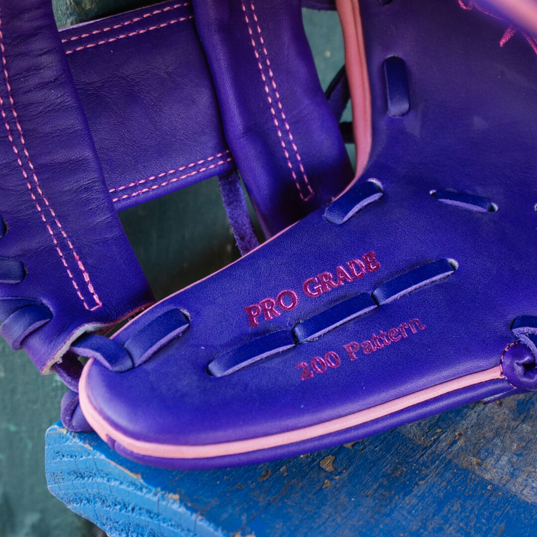 Rawlings Outlet | Exclusive 11.5-inch R2G Heart of the Hide Infield Glove Right Hand Throw