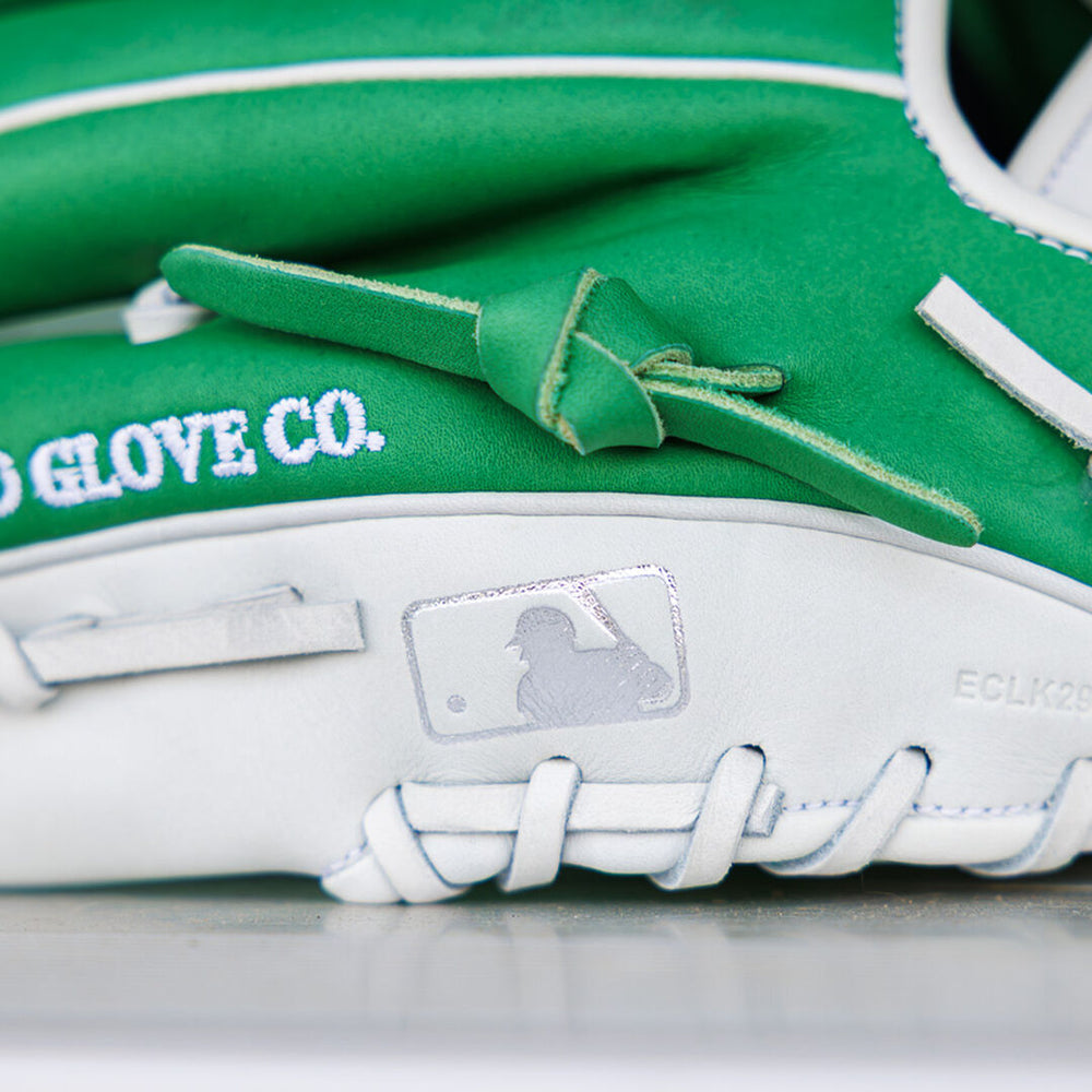 Rawlings | Exclusive Heart of the Hide 11.5-Inch Kelly Green Infield Glove Right Hand Throw