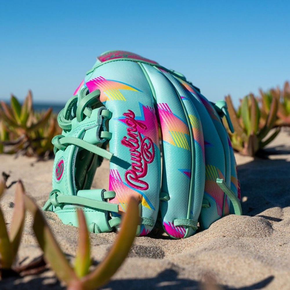 Rawlings Sale | Rawlings Heart of the Hide Spring Break 11.5 Inch Infield Glove Right Hand Throw