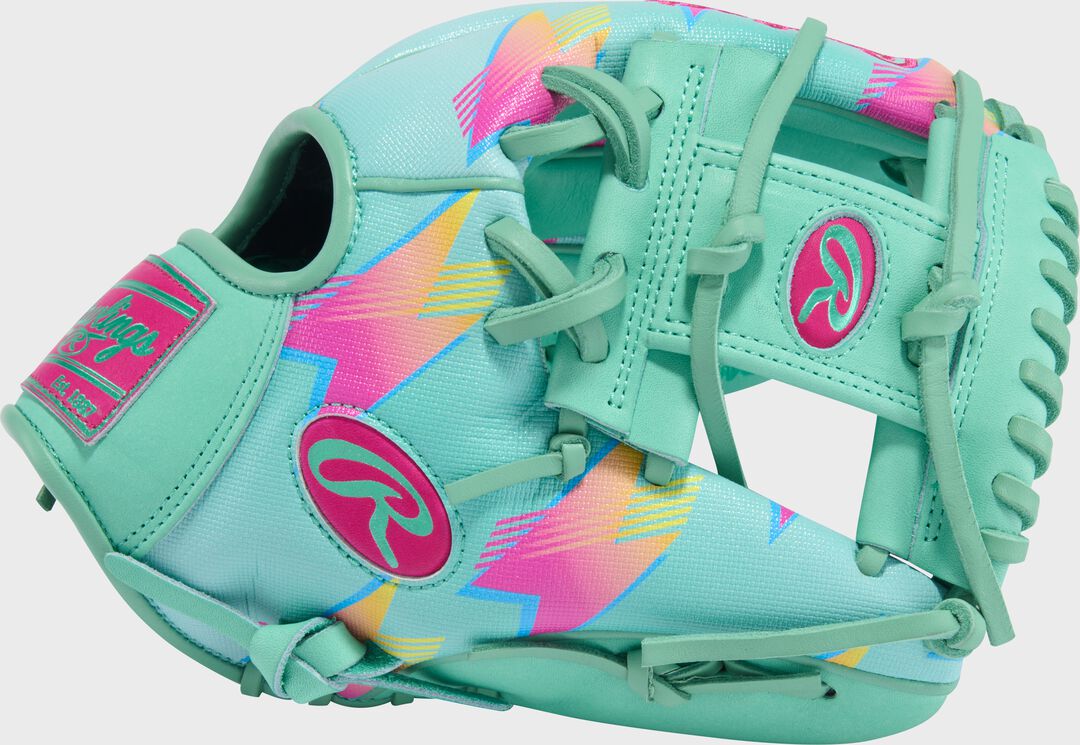 Rawlings Sale | Rawlings Heart of the Hide Spring Break 11.5 Inch Infield Glove Right Hand Throw