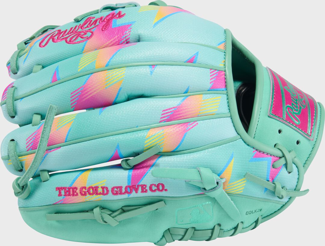 Rawlings Sale | Rawlings Heart of the Hide Spring Break 11.5 Inch Infield Glove Right Hand Throw