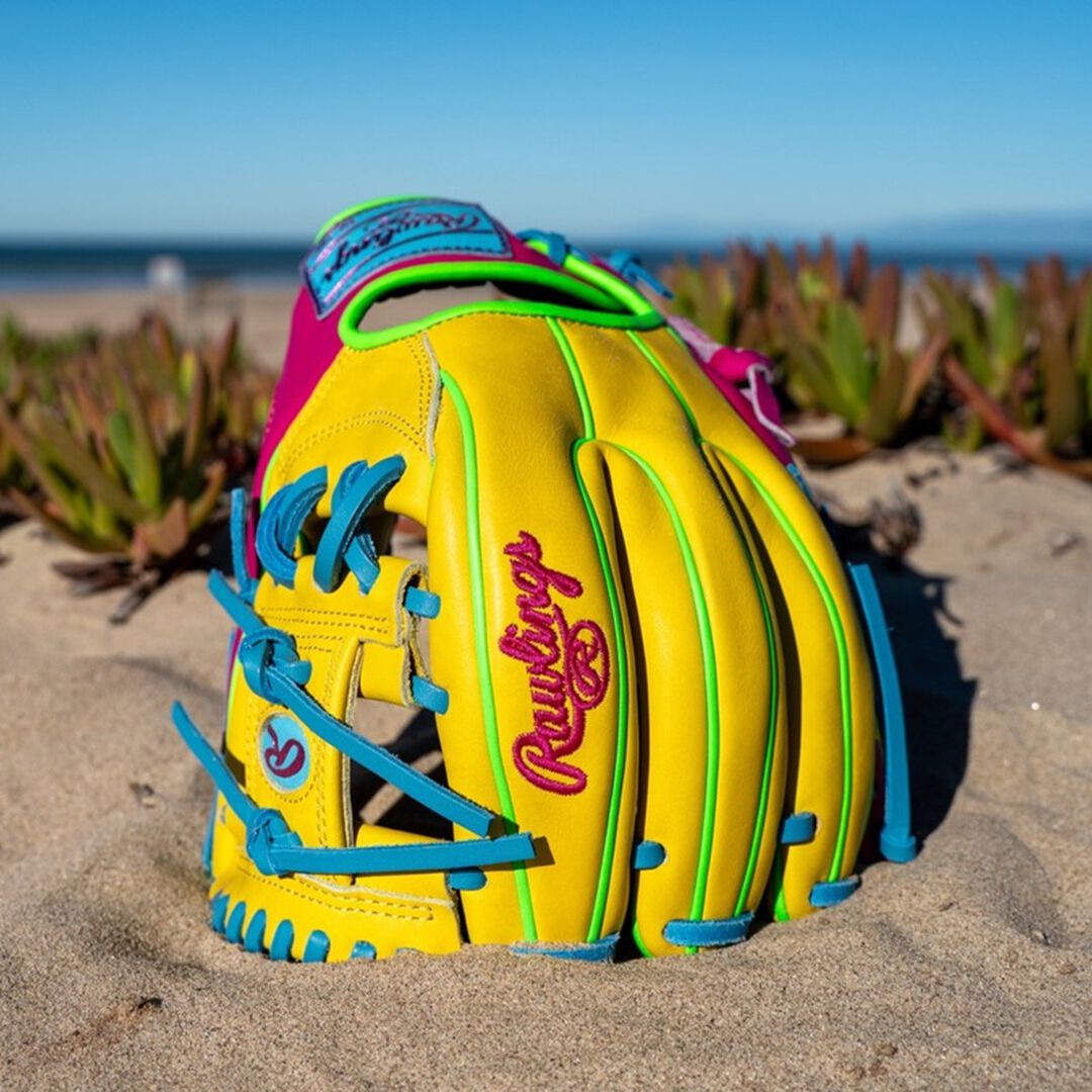 Rawlings Outlet | Rawlings Heart of the Hide Spring Break 11.5 Inch Infield Glove Right Hand Throw