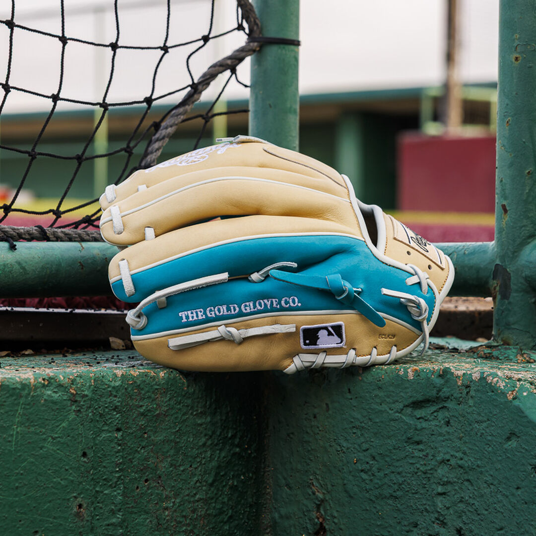 Rawlings For Sale | Exclusive Heart of the Hide 11.5-inch Infield Glove Right Hand Throw
