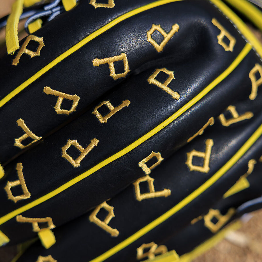 Rawlings New | Pittsburgh Pirates Heart of the Hide 11.75-Inch Infield Glove