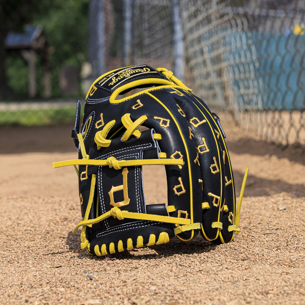 Rawlings New | Pittsburgh Pirates Heart of the Hide 11.75-Inch Infield Glove