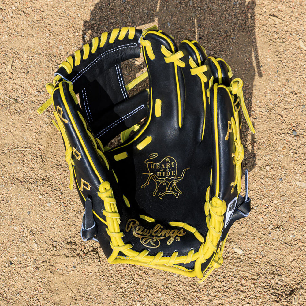 Rawlings New | Pittsburgh Pirates Heart of the Hide 11.75-Inch Infield Glove
