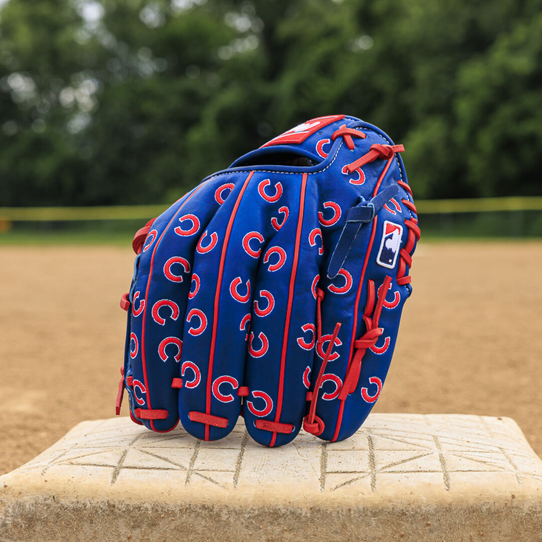 Rawlings On Sale | Chicago Cubs Heart of the Hide 11.75-Inch Infield Glove