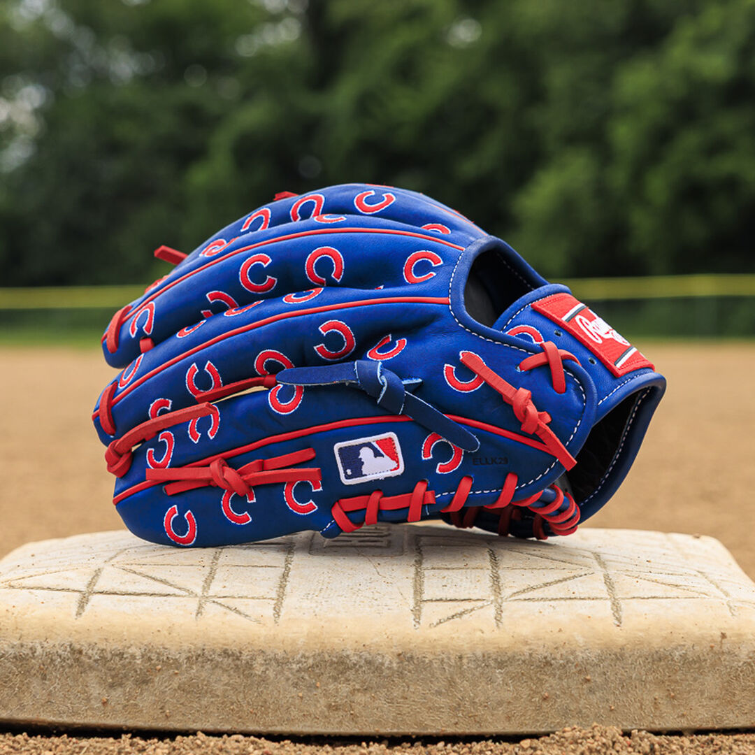 Rawlings On Sale | Chicago Cubs Heart of the Hide 11.75-Inch Infield Glove