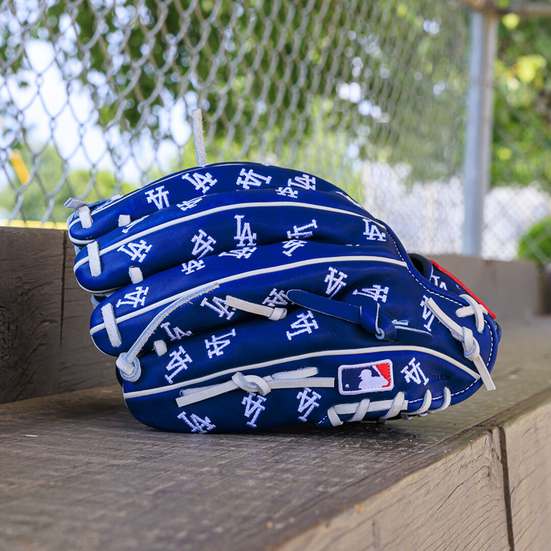 Rawlings | Los Angeles Dodgers Heart of the Hide 11.75-Inch Infield Glove