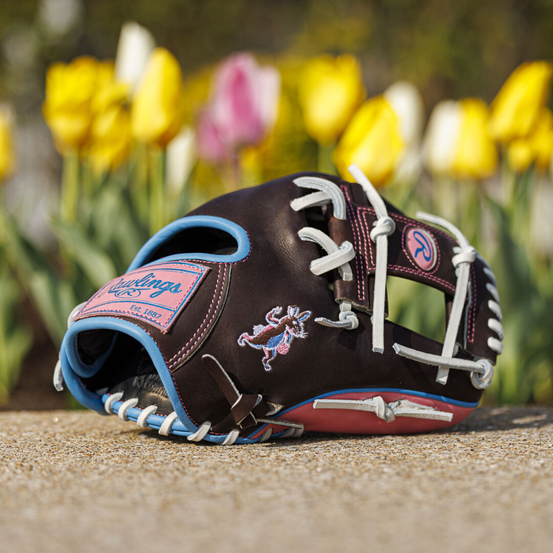 Rawlings Outlet | Exclusive Rabbit Heart of the Hide 11.75" Infield Glove Right Hand Throw
