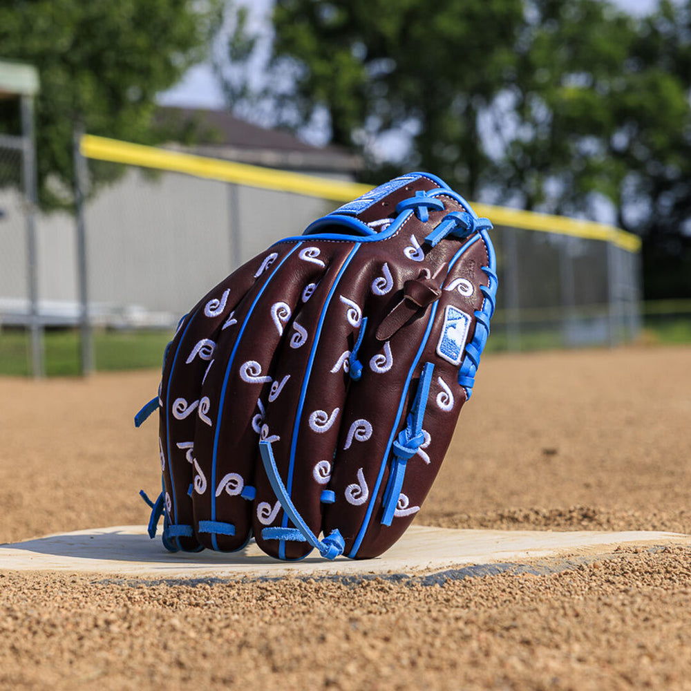 Rawlings | Philadelphia Phillies Heart of the Hide 11.75-Inch Infield Glove