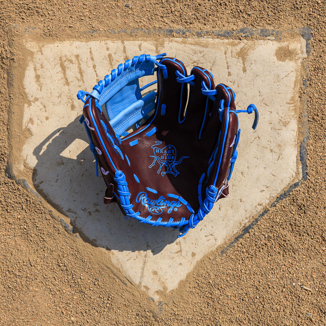 Rawlings | Philadelphia Phillies Heart of the Hide 11.75-Inch Infield Glove