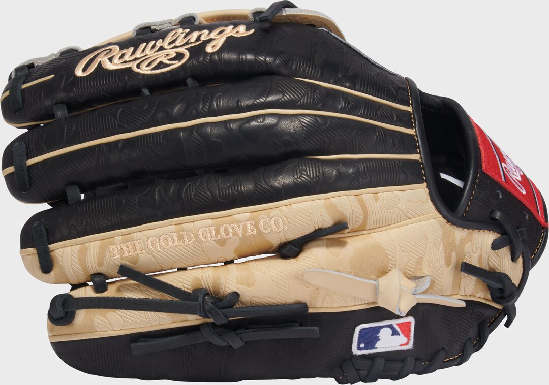 Rawlings Online | Gameday 57 Series Fernando Tatís Jr. Heart of the Hide Glove Right Hand Throw