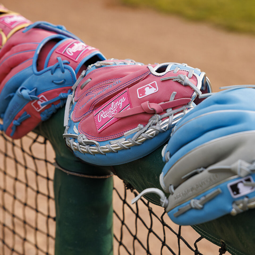 Rawlings | Exclusive Heart of the Hide 32.5" Catcher's Mitt Right Hand Throw
