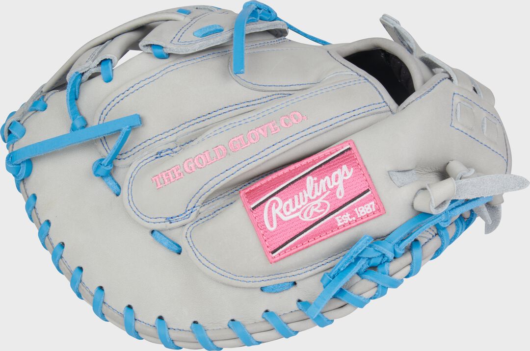 Rawlings On Sale | Heart of the Hide 33-inch Fastpitch Softball Catcher's Mitt Right Hand Throw