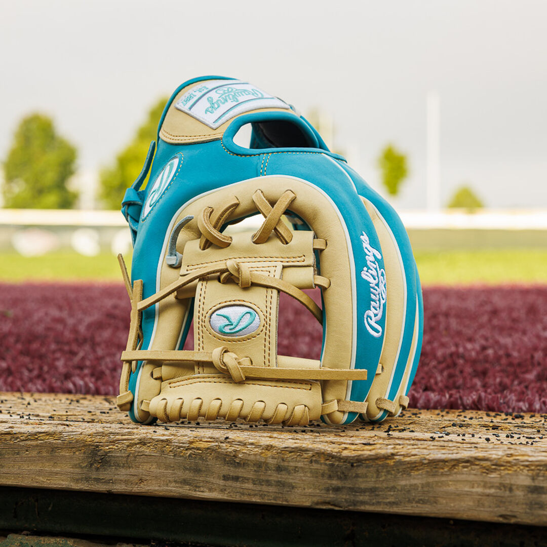 Rawlings | Exclusive Heart of the Hide 11.5" Infield Baseball Glove Right Hand Throw