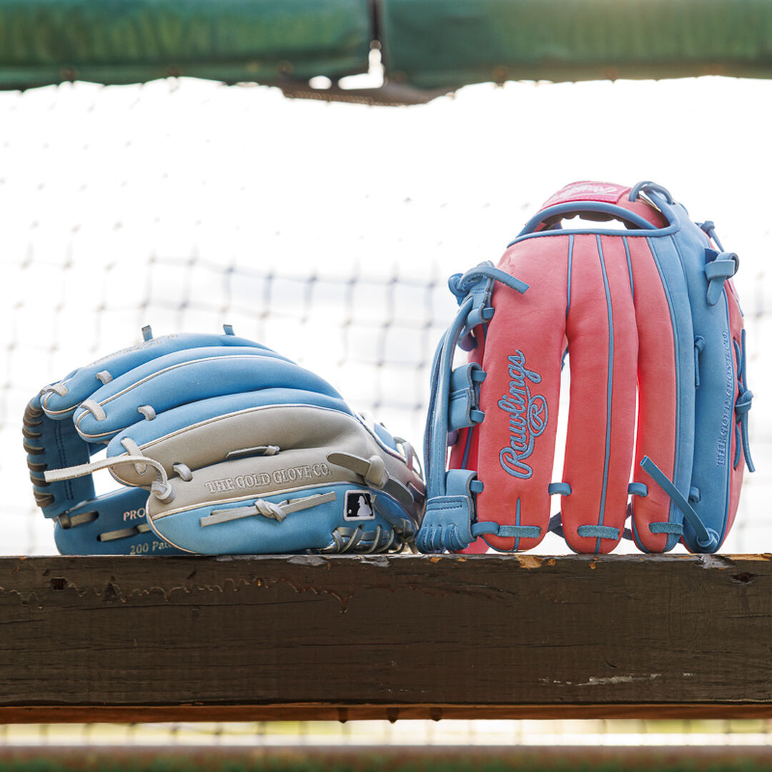 Rawlings Sale | Exclusive Heart of the Hide ContoUR Fit Infield Glove Right Hand Throw