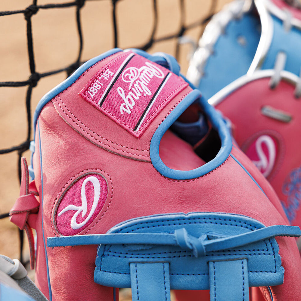 Rawlings Online | Exclusive Heart of the Hide ContoUR Fit Outfield Glove Right Hand Throw