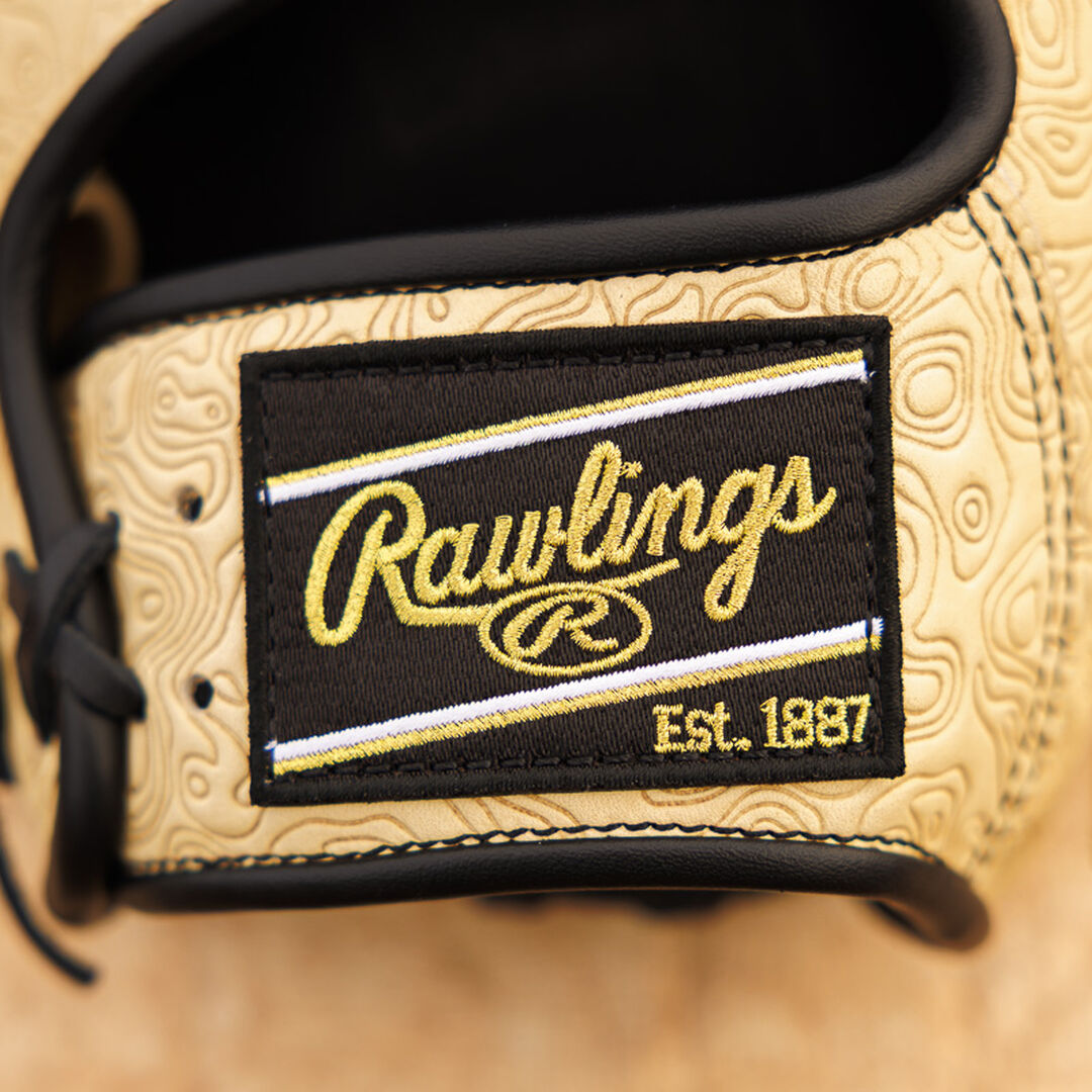 Rawlings New | Heart of the Hide 11.75-inch Topo Print Wing Tip Glove