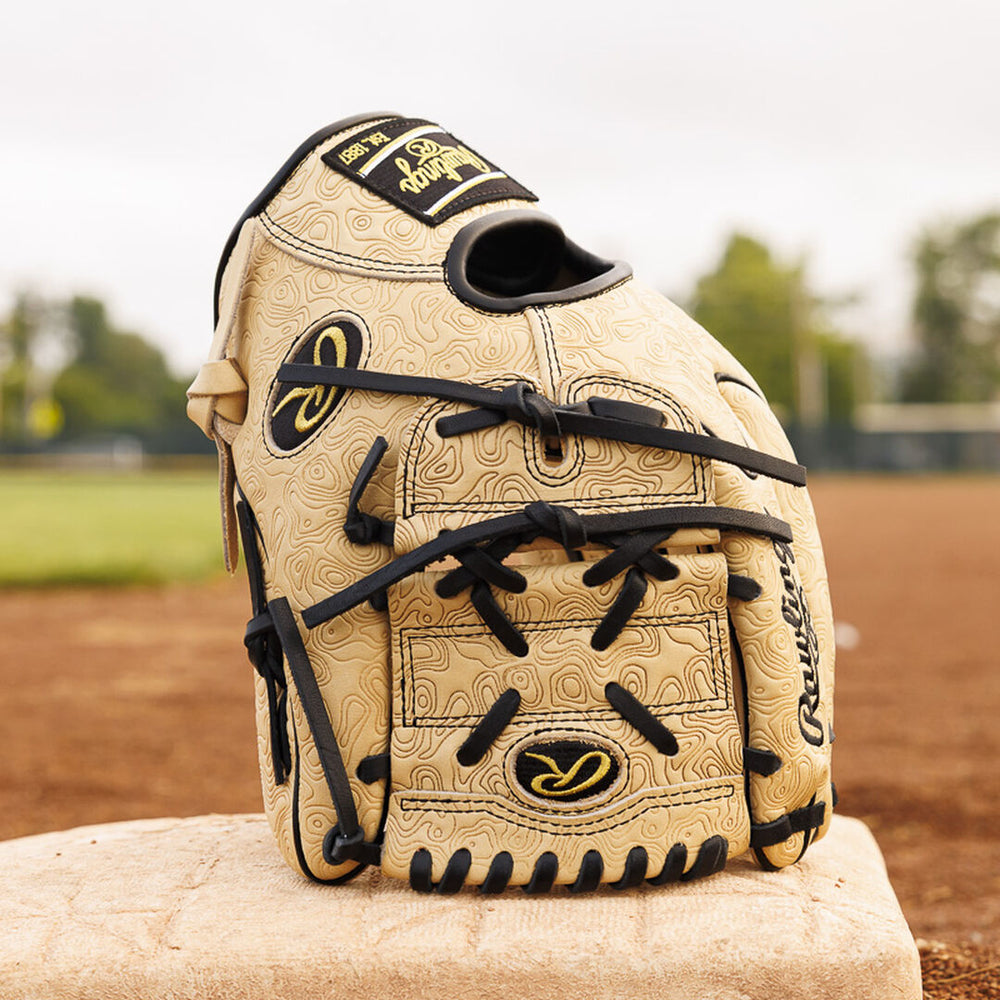 Rawlings New | Heart of the Hide 11.75-inch Topo Print Wing Tip Glove