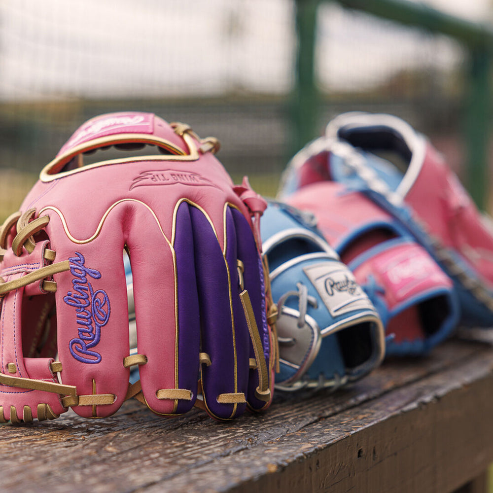 Rawlings Sale | Exclusive Heart of the Hide 11.5" Wing Tip Glove Right Hand Throw