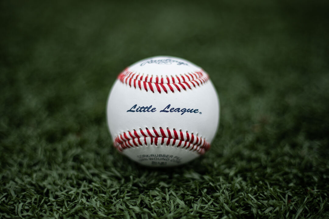 Rawlings On Sale | Little League® Competition Grade Baseballs 3 6 Pack or Dozen